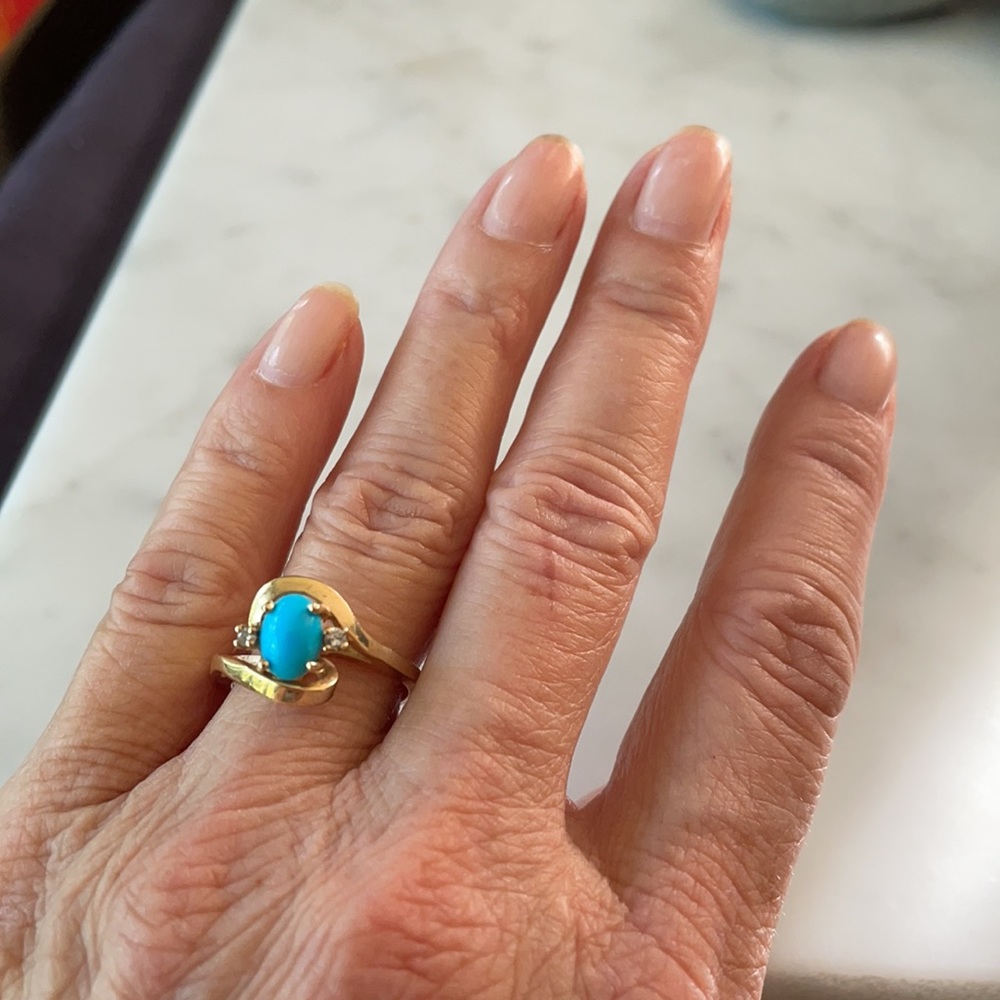 Vintage 14K Gold Native American Turquoise Ring - Picture 7 of 16